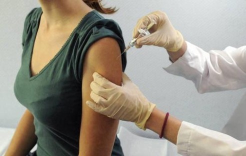 Vaccini contro il Covid-19 e l’influenza, riapre il portale delle prenotazioni